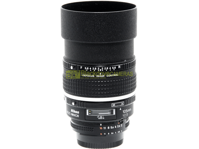 Nikon AF-D Nikkor 105mm. f2 DC (Defocus Control) Tele obiettivo da ritratto.