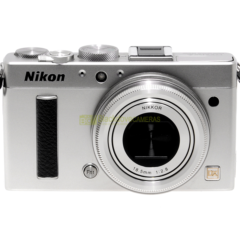 Fotocamera digitale Nikon Coolpix A con 28mm f2,8