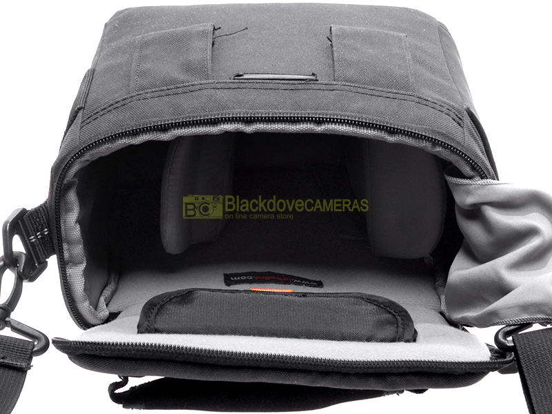 Borsa per attrezzatura fotografica Lowepro Rezo 140 AW cm. 8x18x18 (interno).