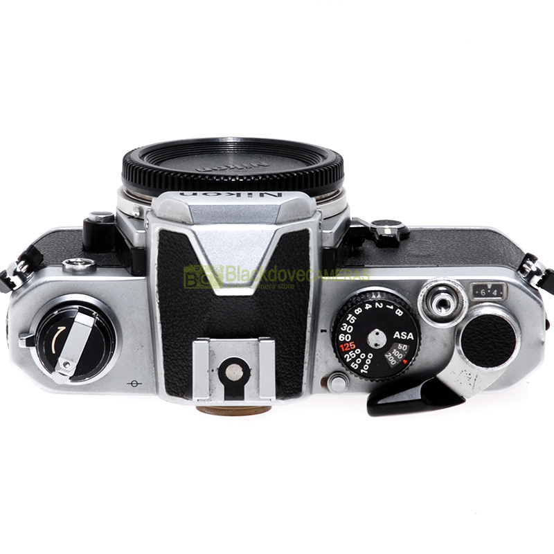 Nikon FM cromo fotocamera reflex