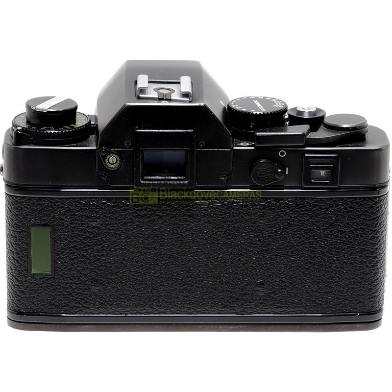 Leica R3 Mot Electronic fotocamera a pellicola manual focus. Leitz Leica R-3.