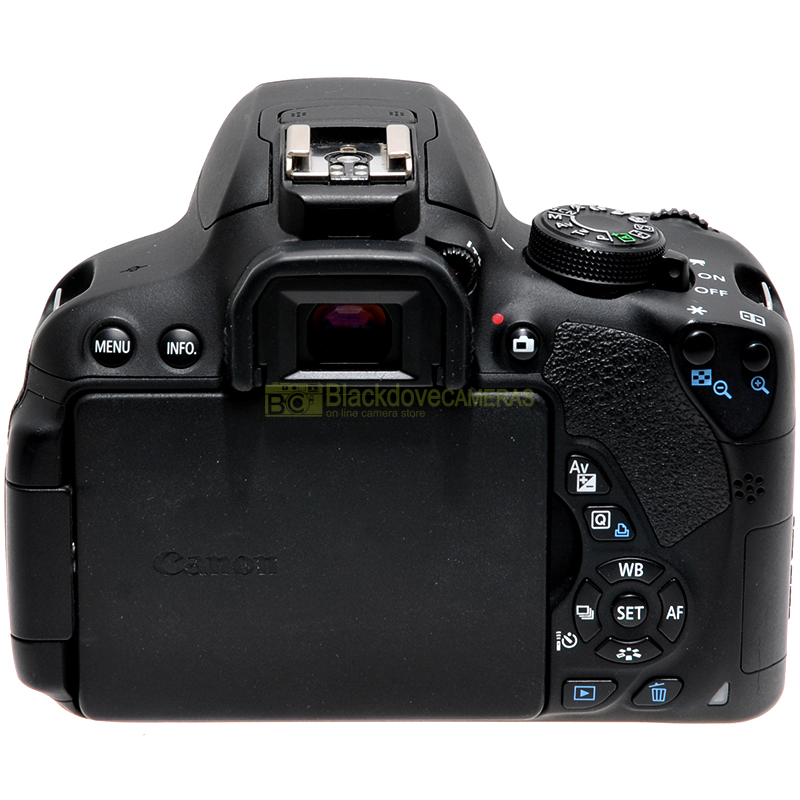 Fotocamera digitale Canon EOS 700D