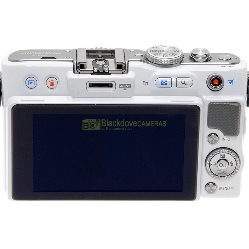 Fotocamera digitale Mirrorless Olympus OM-D E-M10 Mark III micro 4/3. MFT