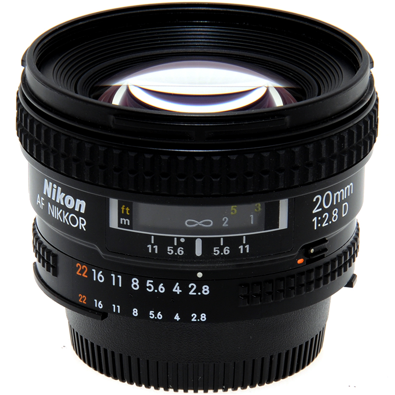 Nikon AF-D Nikkor 20 mm. f2,8