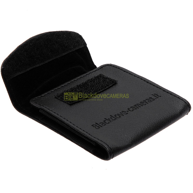 Custodia protettiva per filtri fino a 62mm. In similpelle, interno in velluto.