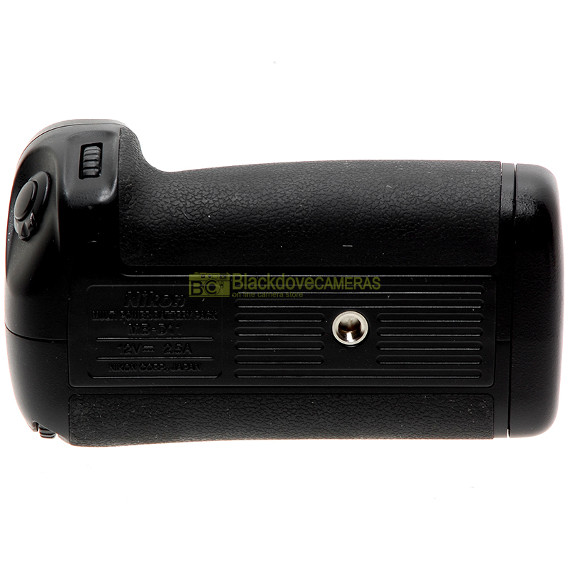 Nikon MB-D11