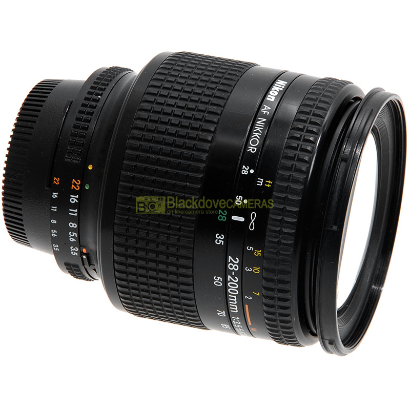Nikon AF-D Nikkor 28/200mm f3,5-5,6
