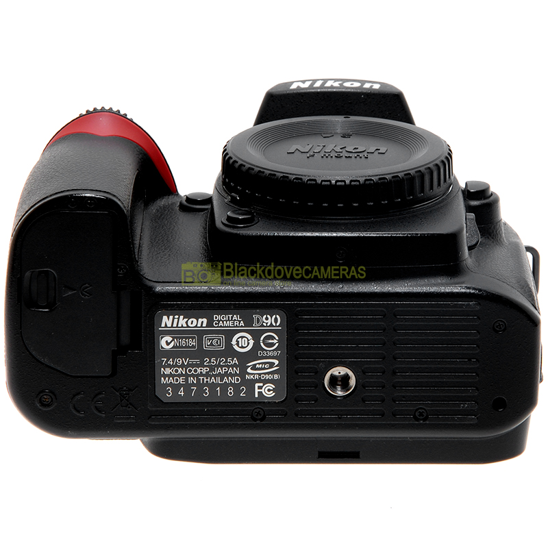 Nikon D90