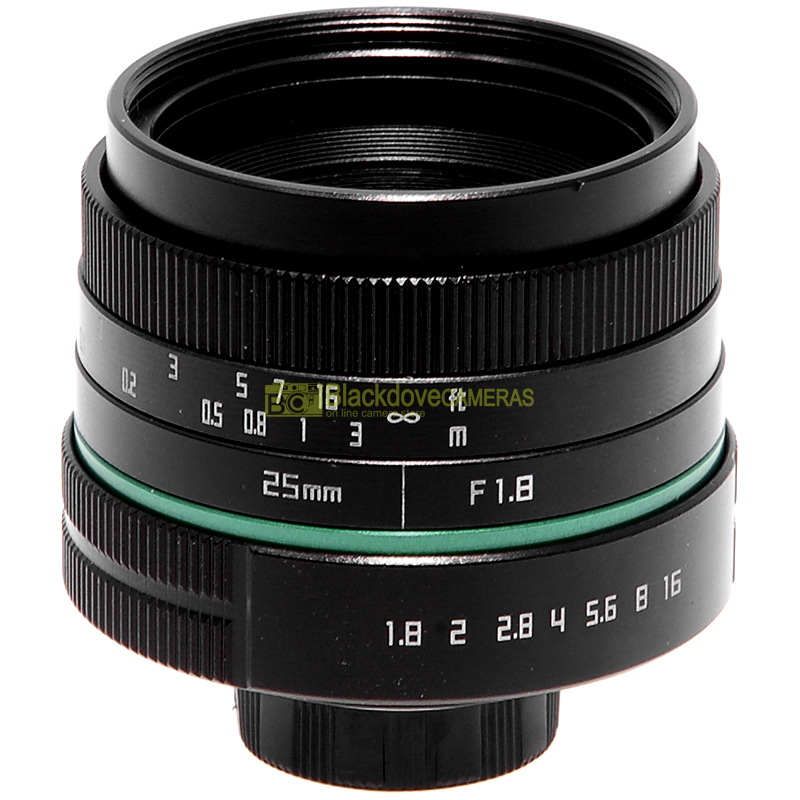 Obiettivo 25mm f1,8 con innesto Cine, compatibile con mirrorless, copertura APS