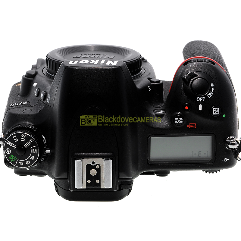 Nikon D750