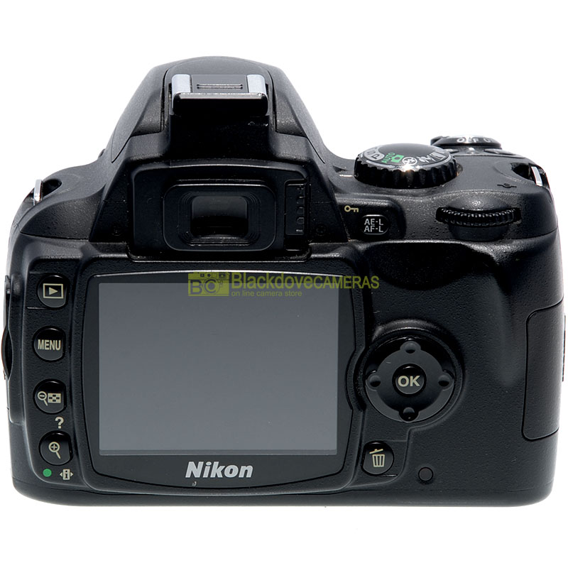 “Nikon D40”