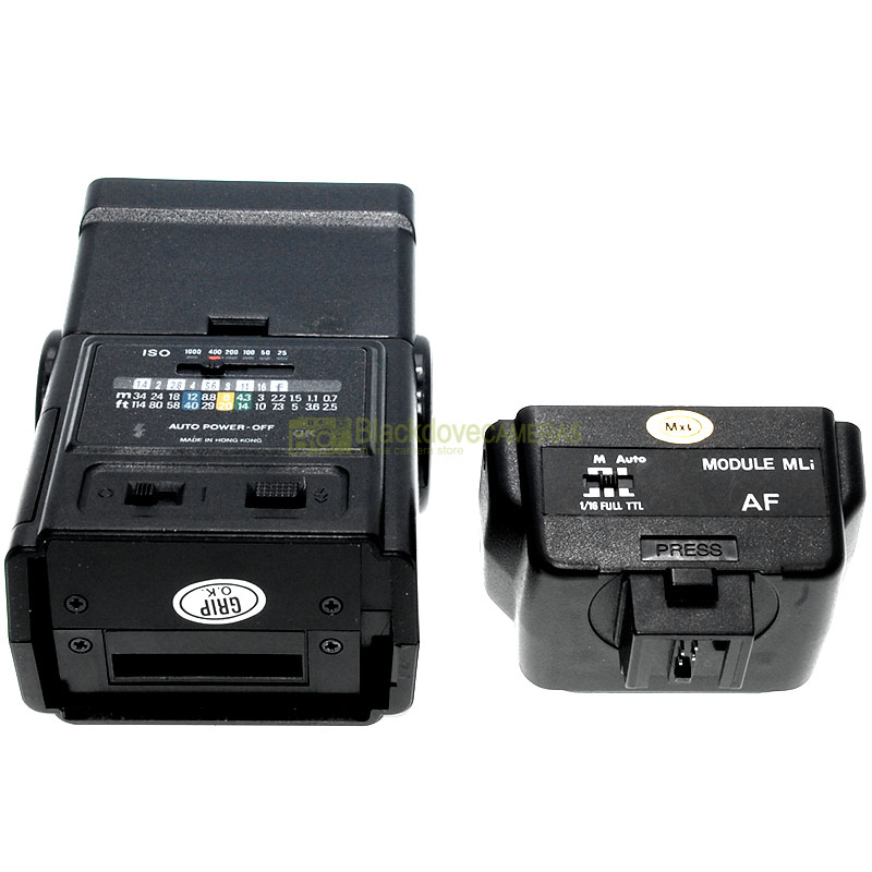 Flash Quantaray QB6500A TTL per fotocamere Minolta Dynax e Maxxum analogiche.