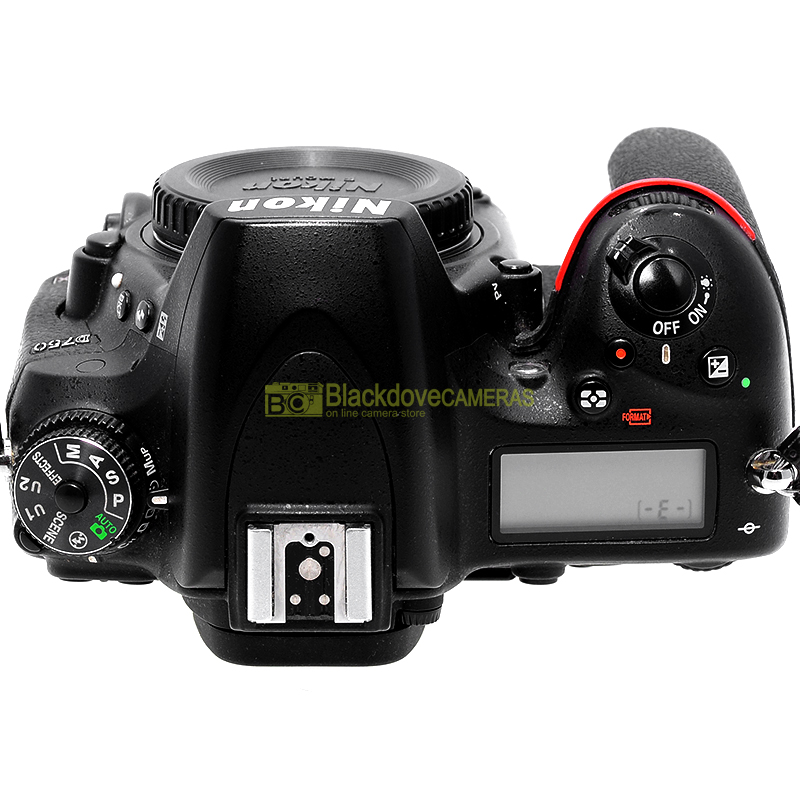 Nikon D750