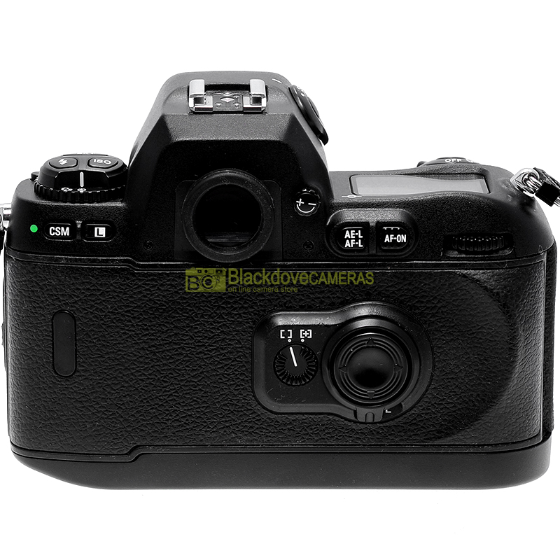 Nikon F100