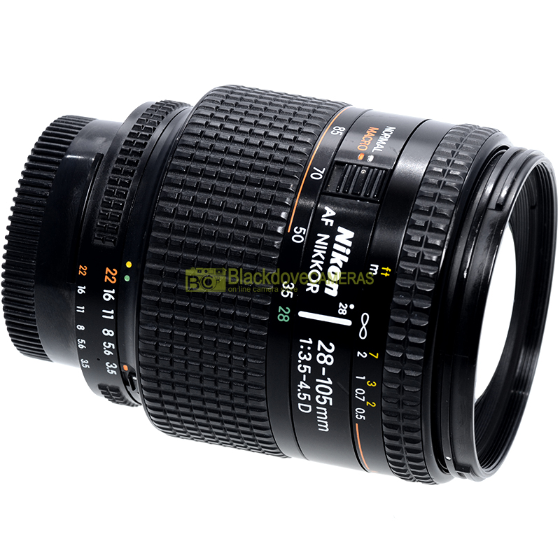 Obiettivo Nikon AF-D Nikkor 28/105mm f3,5-4,5 macro usato per fotocamere reflex