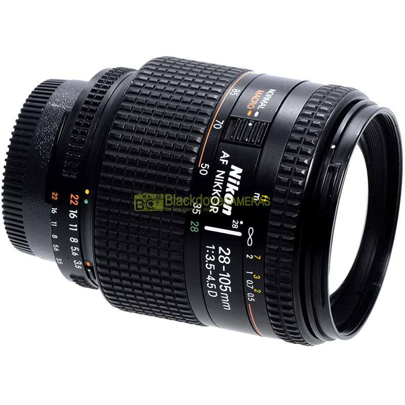 Obiettivo Nikon AF-D Nikkor 28/105mm f3,5-4,5 macro usato per fotocamere reflex