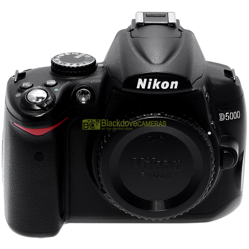 Nikon D5000 body