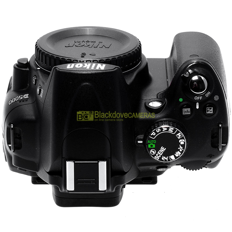 Nikon D5000 body