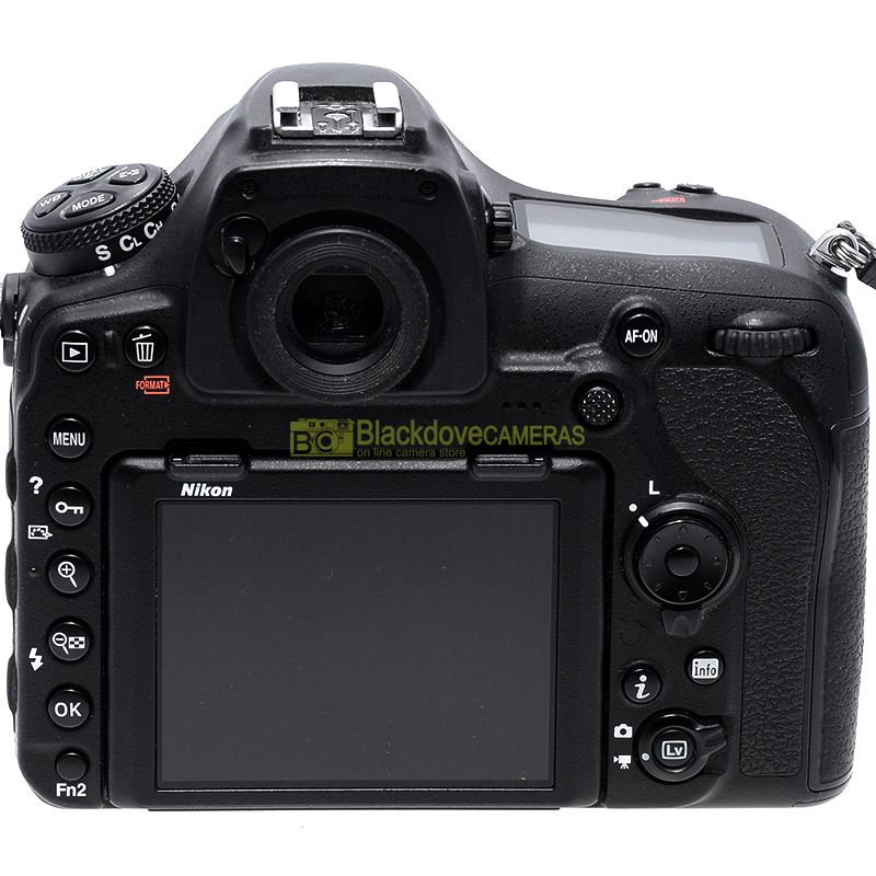 “Nikon D850”