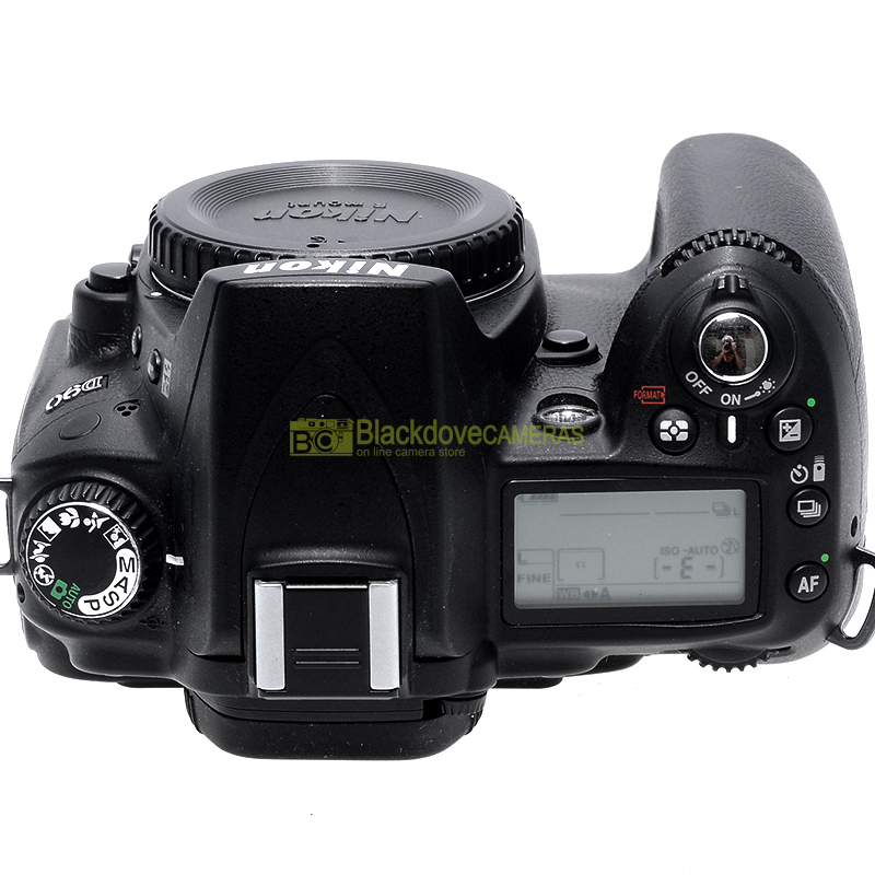 Nikon D90