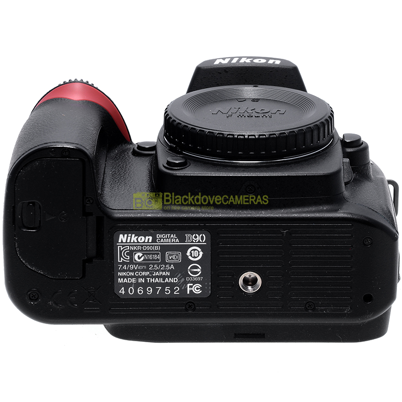 Nikon D90