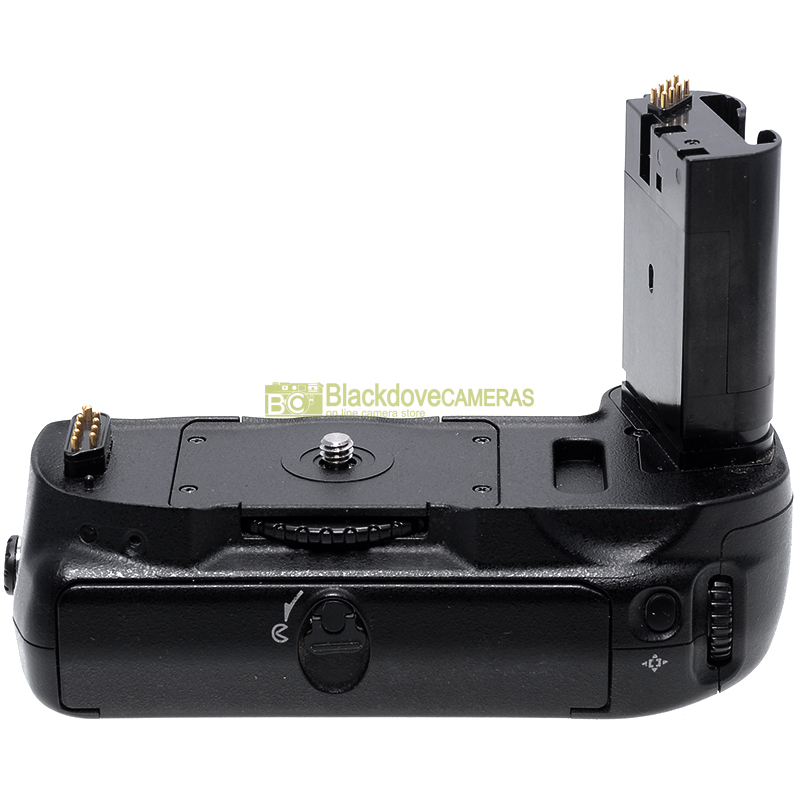 Nikon MB-D100 impugnatura verticale per Nikon D100. MBD100 Battery grip