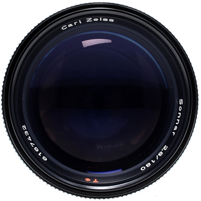 Carl Zeiss Sonnar T* 180mm. f2,8