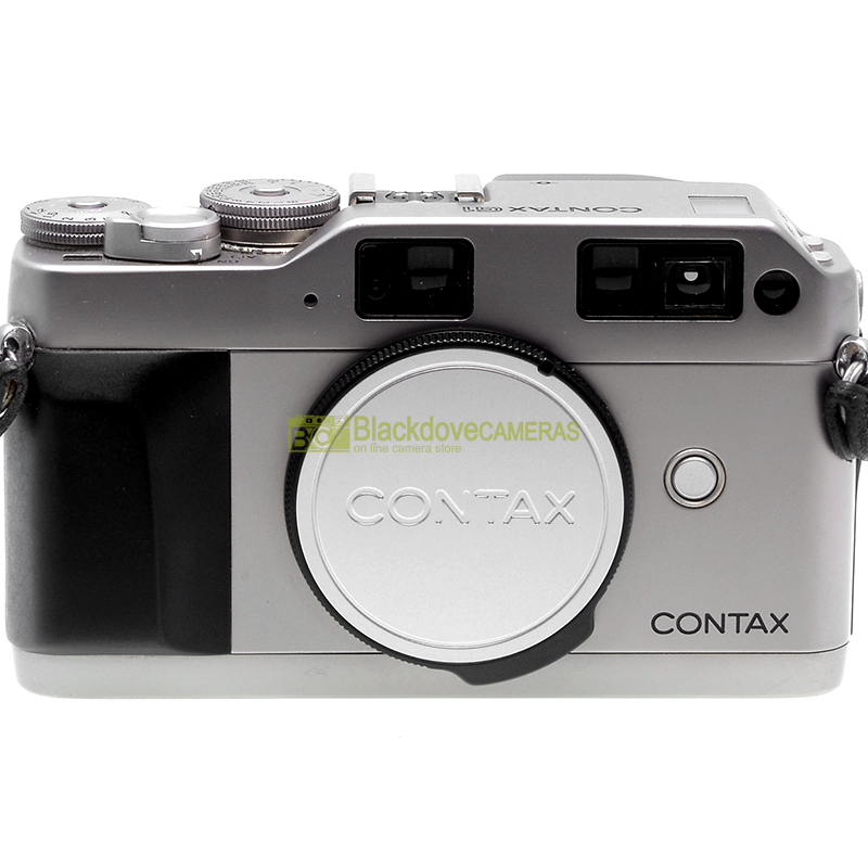 Contax 137 MD Quartz. Fotocamera reflex a pellicola. Macchina fotografica 35mm.