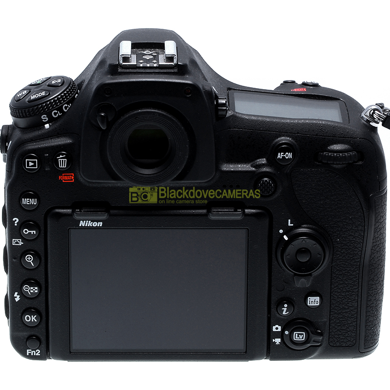 “Nikon D850”