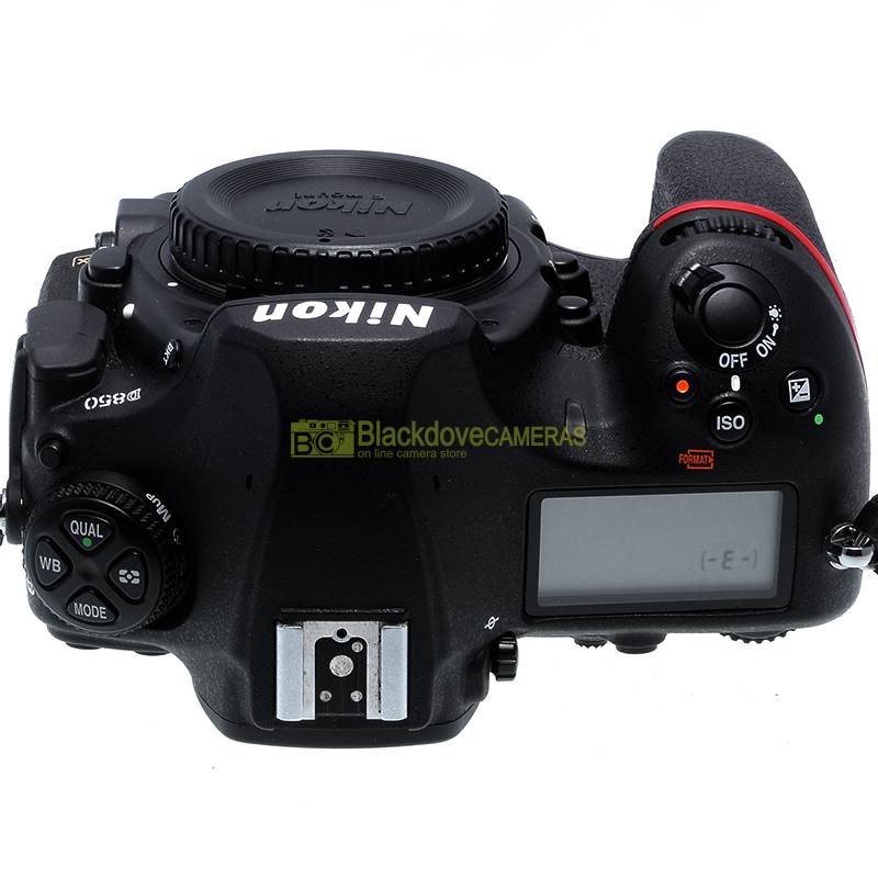 “Nikon D850”