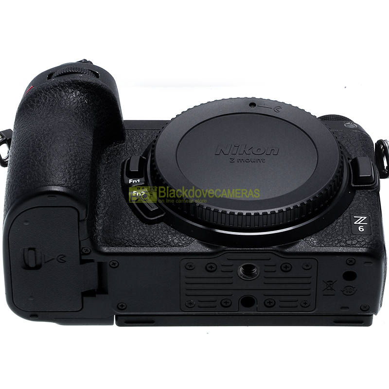 “Nikon Z6”