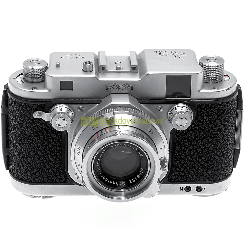 Robot Royal Mod. III con Schneider Xenon 40mm f1,9