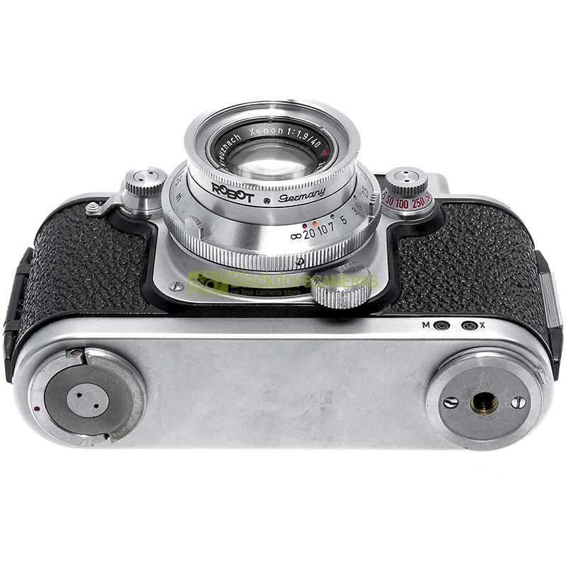 Robot Royal Mod. III con Schneider Xenon 40mm f1,9