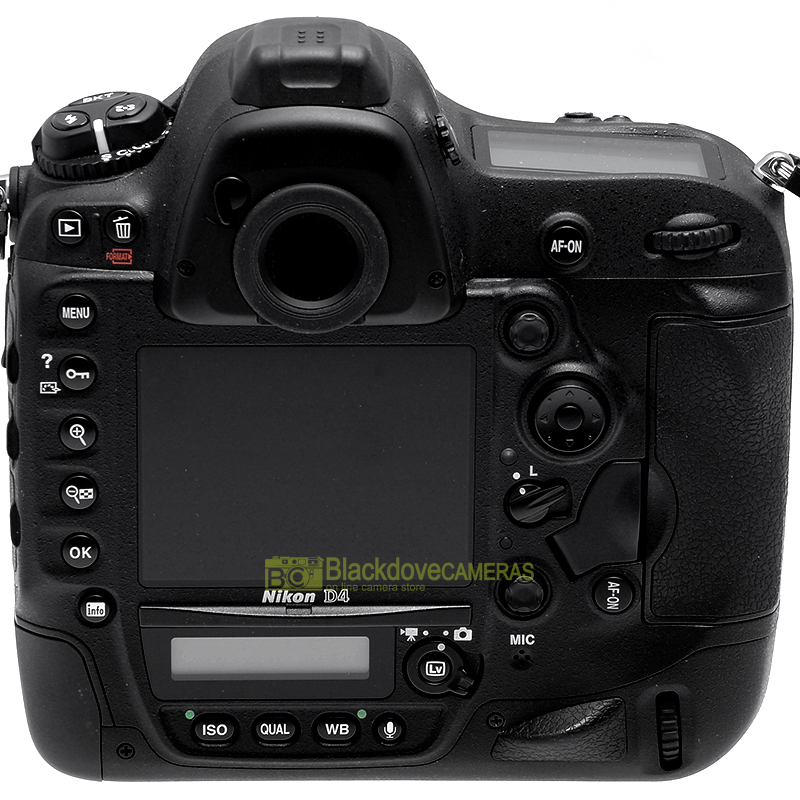 “Nikon D4”