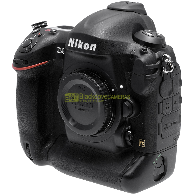 “Nikon D4”