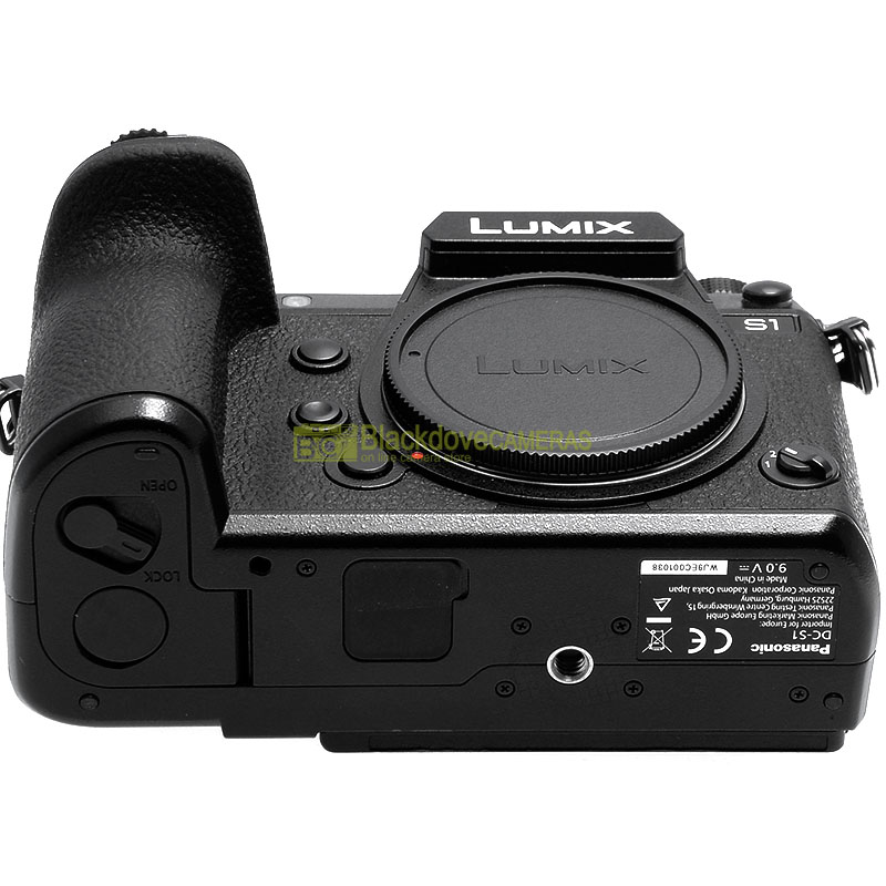 Panasonic Lumix S1