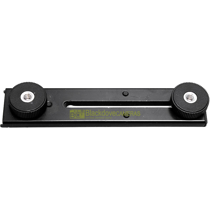 Staffa dritta per accessori e flash su fotocamere con doppia vite 1/4