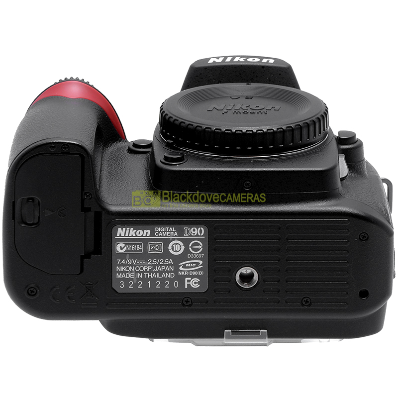 Nikon D90 body
