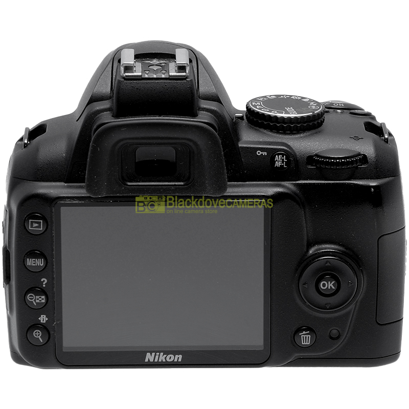 Nikon D3000 body fotocamera reflex digitale 10,2Mp. Macchina fotografica