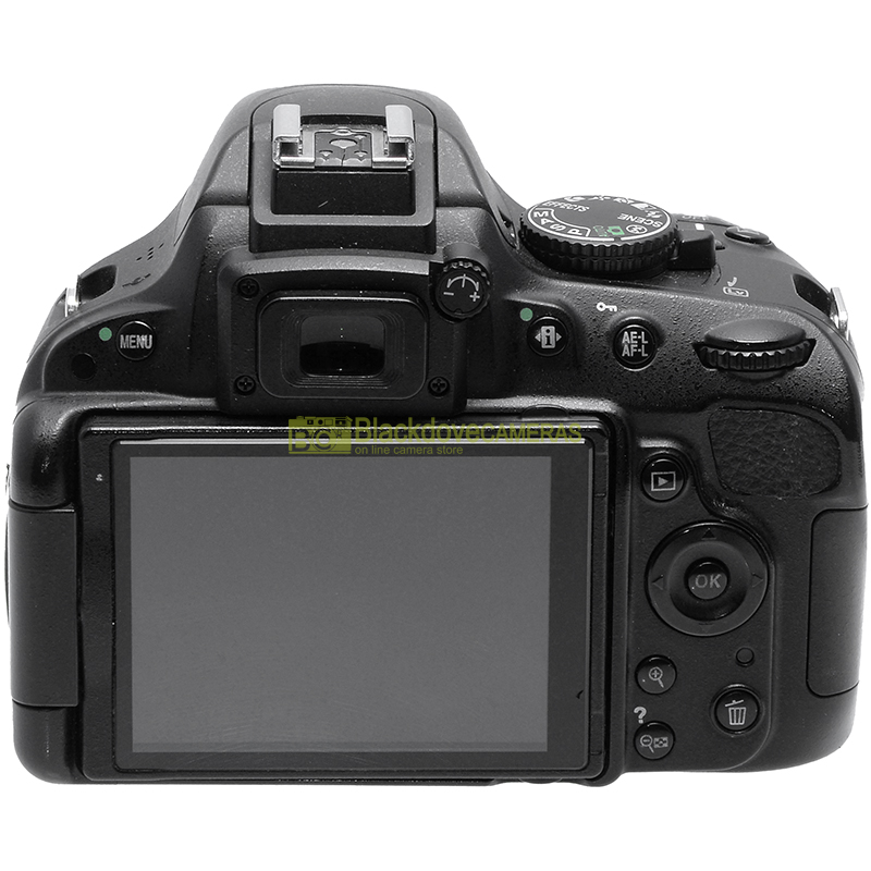 Nikon D1000 body