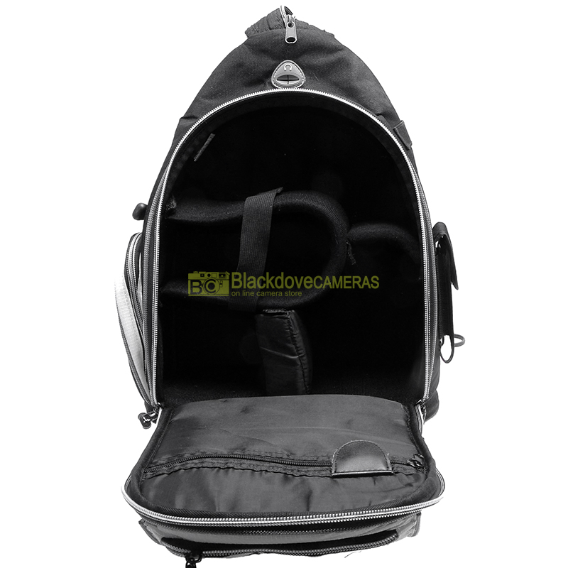 Zaino per fotocamere obiettivi e attrezzatura Roots Canada. Backpack