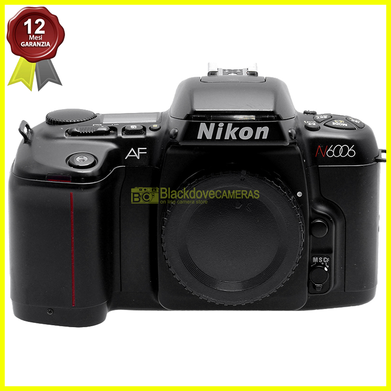Nikon N6006 AF (F601) fotocamera reflex autofocus a pellicola usata. N-6006 body