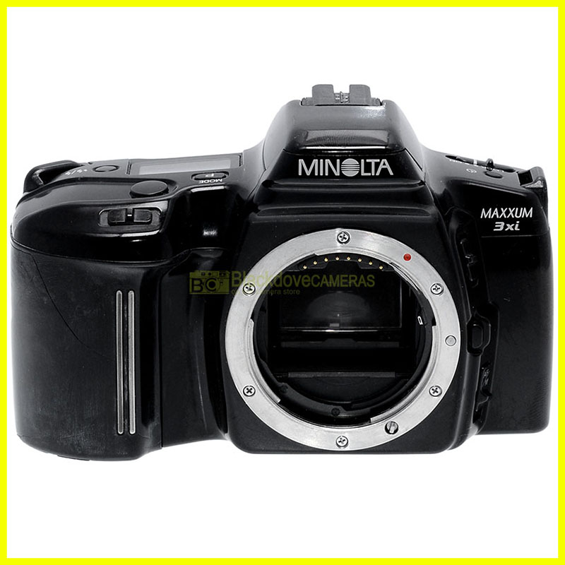 Minolta Maxxum 3xi body (Dynax 3xi). Fotocamera reflex analogica autofocus.