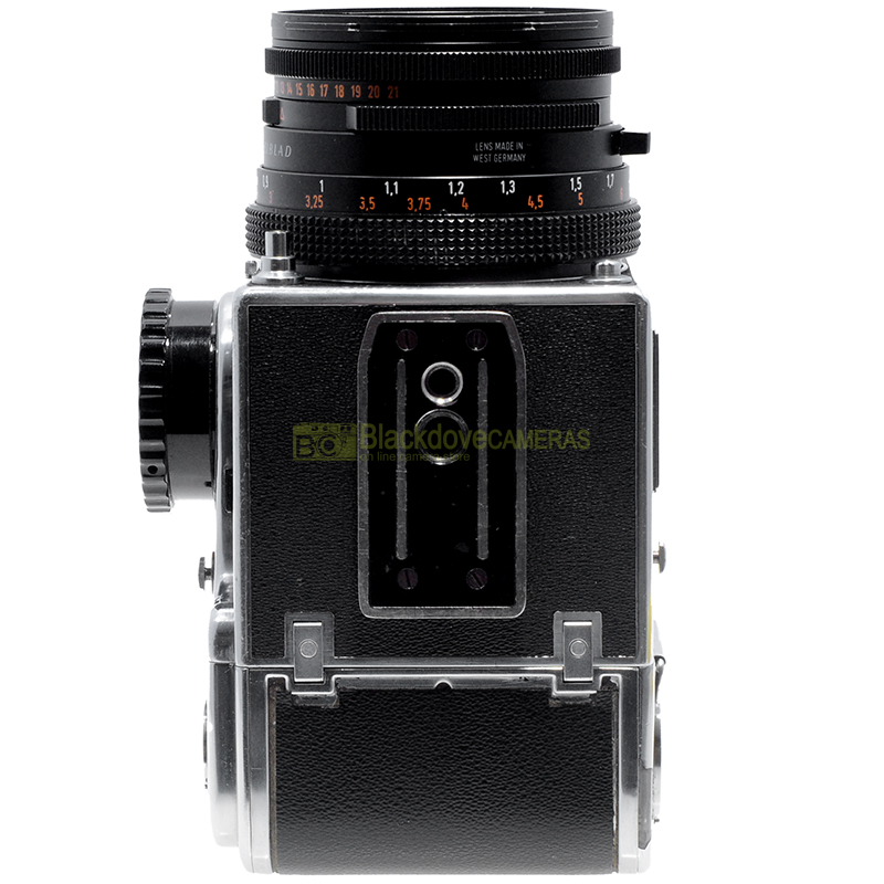 Hasselblad 500 C Silver con Carl Zeiss CF Planar 80mm. f2,8 T. Fotocamera 6x6.