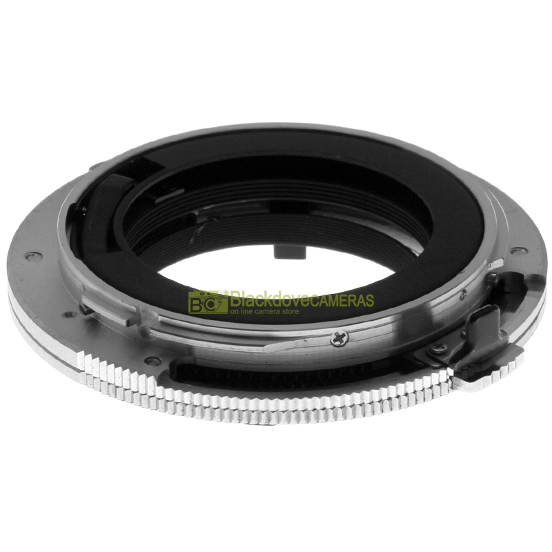 Adapter per obiettivi Tamron Adaptall su fotocamere a pellicola Olympus OM
