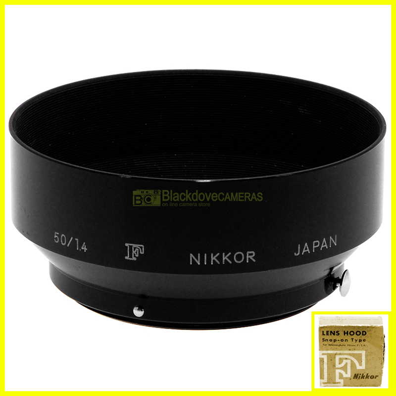 Nikon paraluce snap-on per obiettivi Nikkor-Auto 50mm. f1,4. Lens hood.