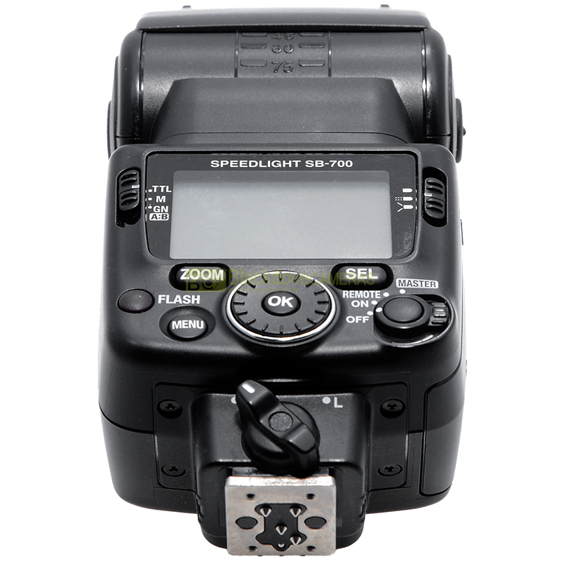 Nikon flash Speedlight SB-700 i-TTL