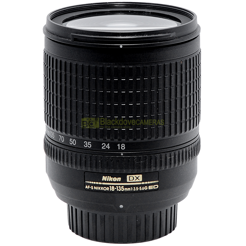 Nikon AF-S zoom Nikkor 18/135mm. f3,5-5,6 G