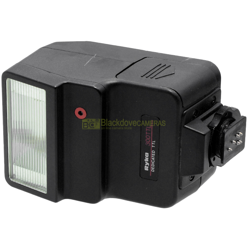 Flash multi dedicato Ryka 300 TTL per analogiche Pentax Nikon Minolta