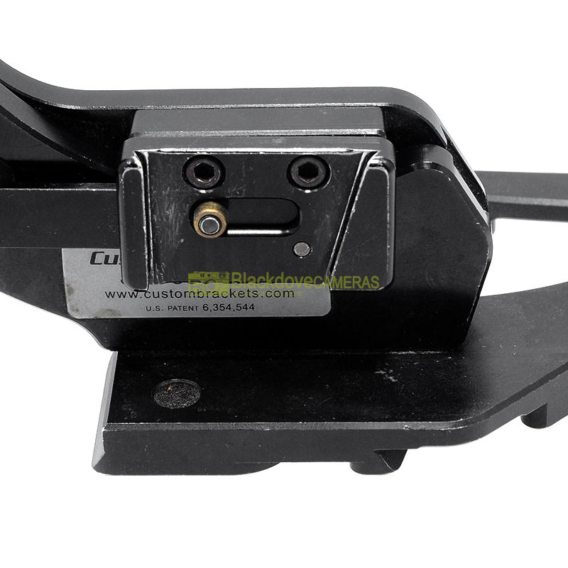Staffa flash Professionale ruotabile Custom Brackets. Flash bracket.